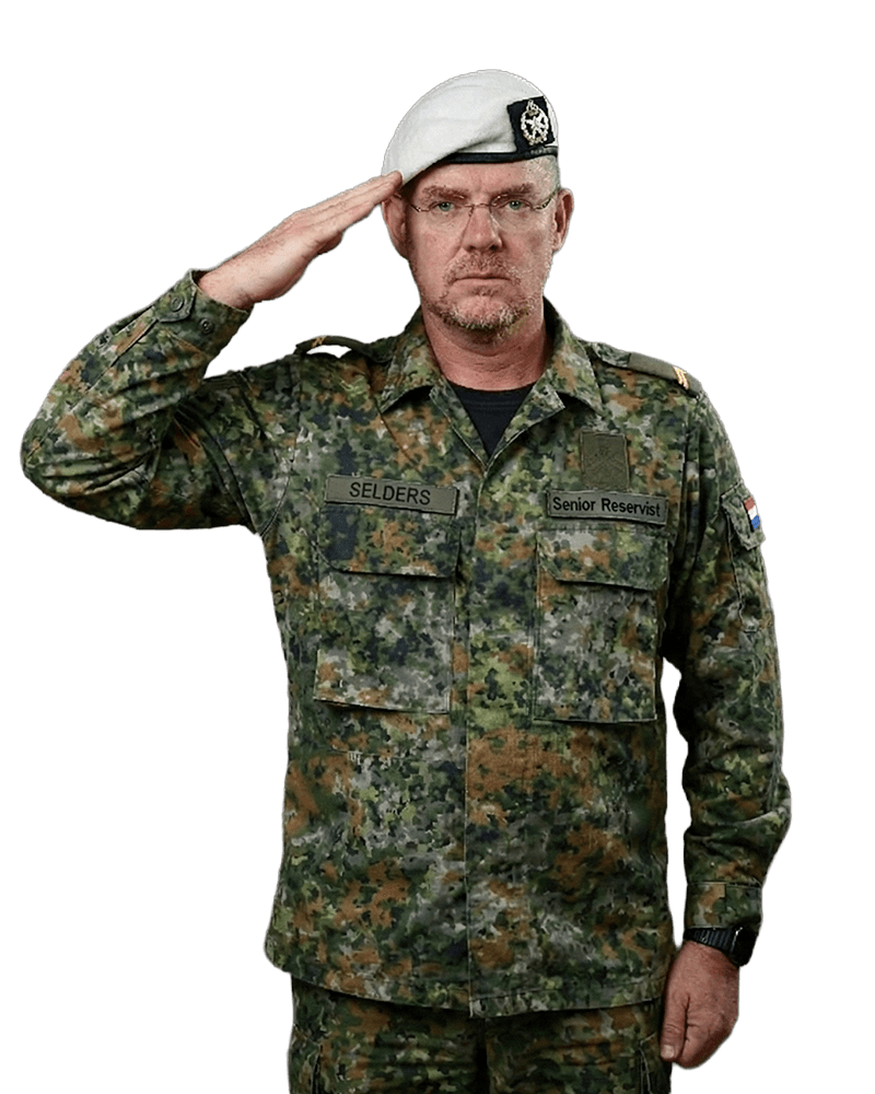 Tim in reservistenuniform